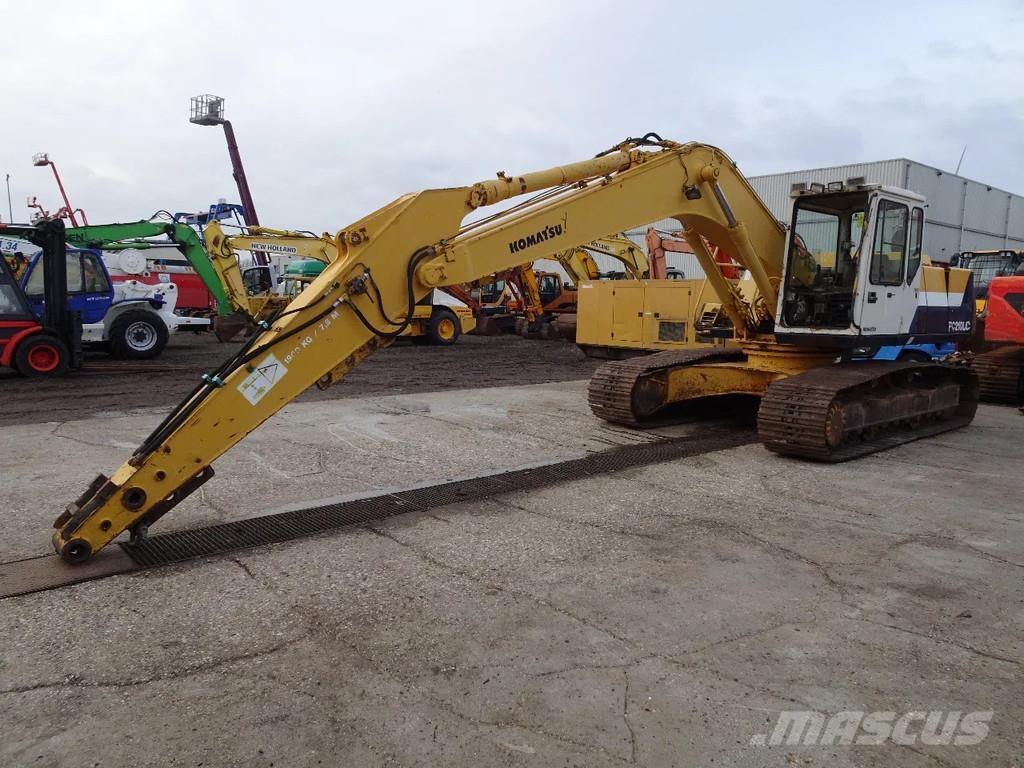 Komatsu PC210LC-5K Pelle sur chenilles