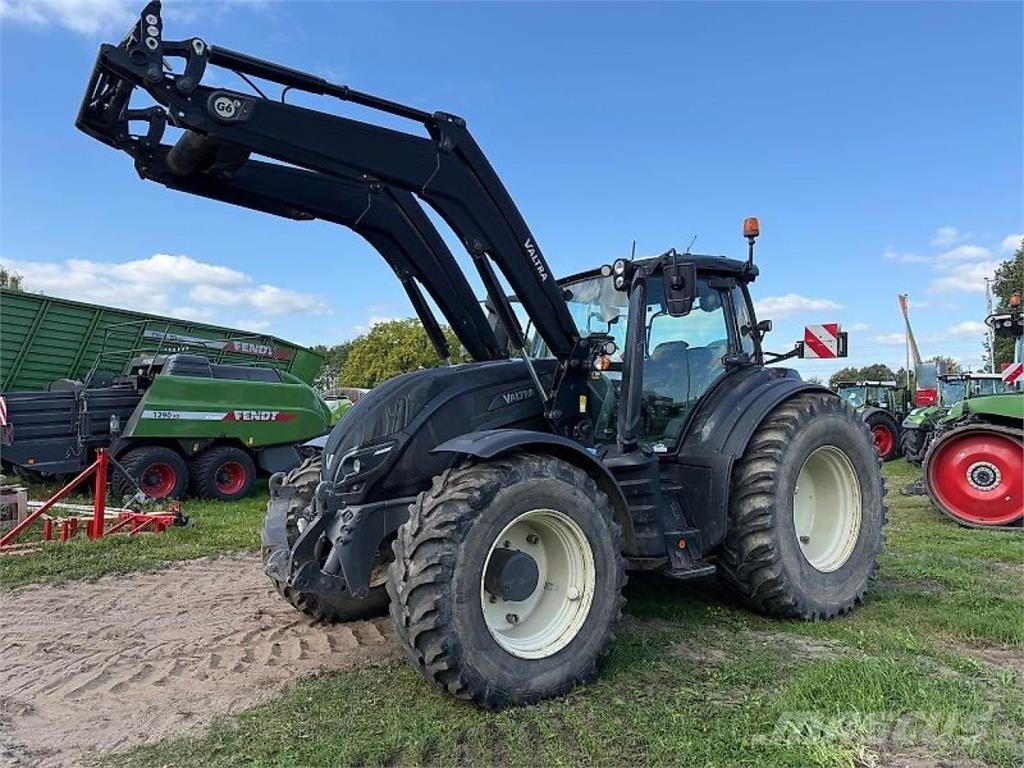 Valtra T 254 Versu Tracteur