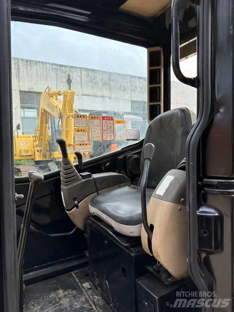 CAT 303 CR Mini pelle < 7t
