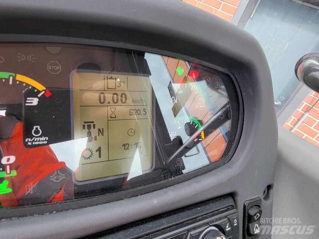 CASE 221 F Chargeuse sur pneus