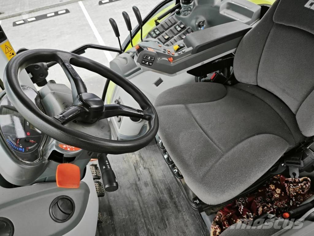 CLAAS Arion 650 Tracteur
