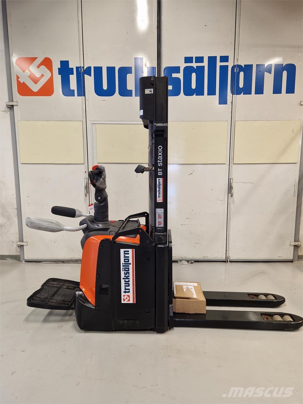 Toyota SPE120L Gerbeurs Automoteurs