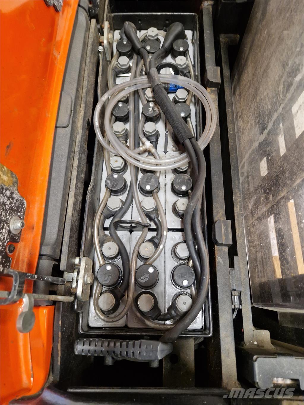 Toyota SPE120L Gerbeurs Automoteurs