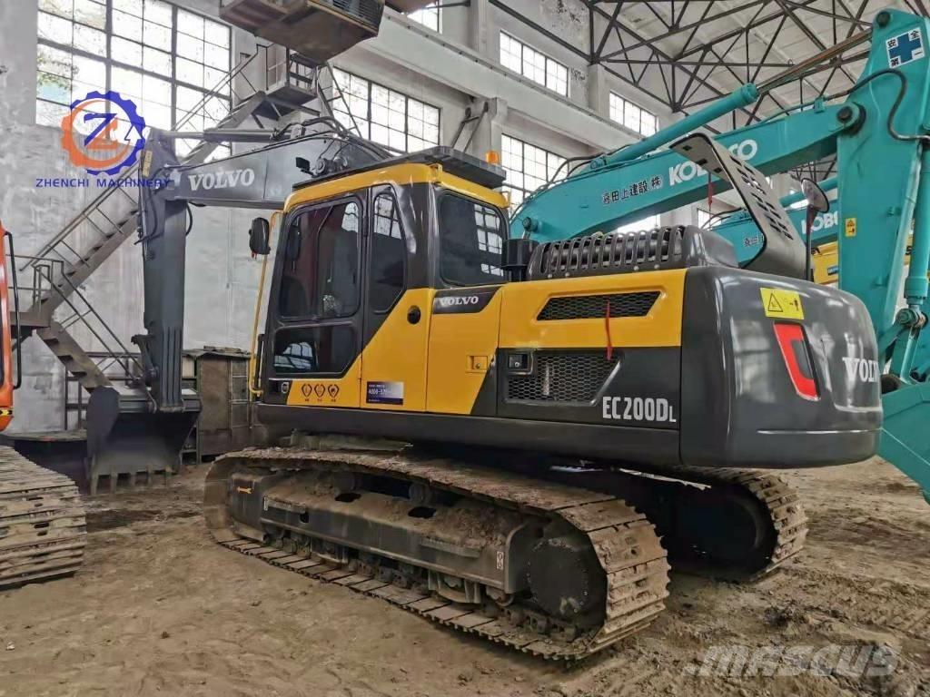 Volvo EC 200 Pelle sur chenilles