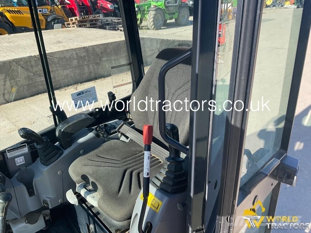 Kubota U 27-4 Mini pelle < 7t
