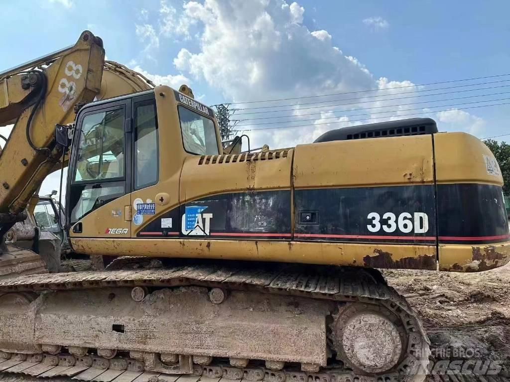 CAT 336 D Pelle sur chenilles
