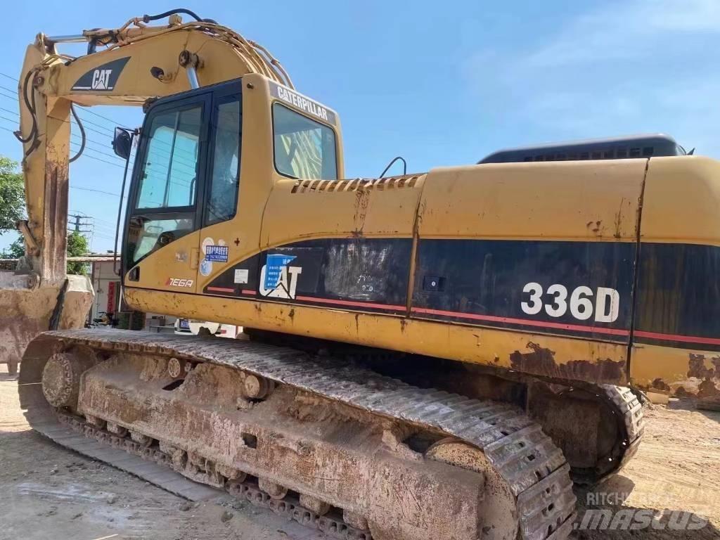 CAT 336 D Pelle sur chenilles