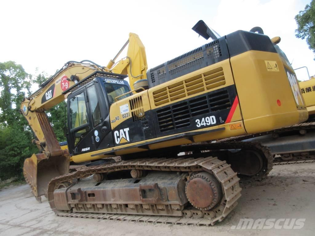 CAT 349 D Pelle sur chenilles