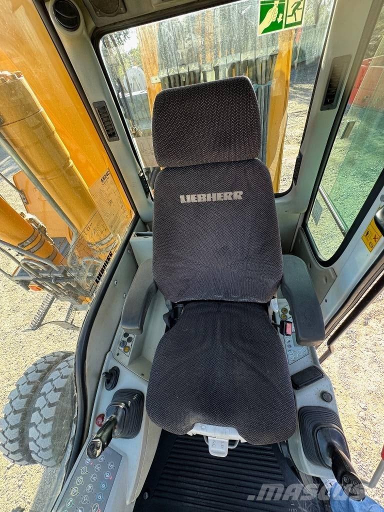 Liebherr A 924 C Pelle à déchets