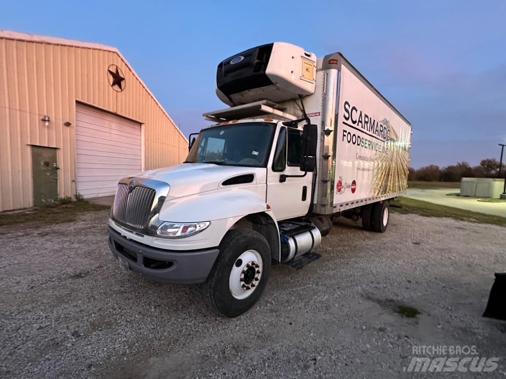 International 4300 Camion Fourgon