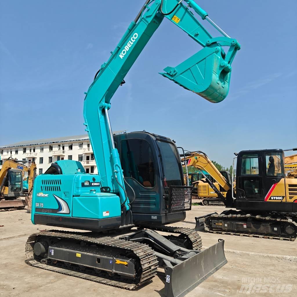 Kobelco 75D Pelle sur chenilles