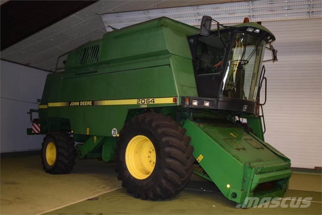 John Deere 2064 Moissonneuse batteuse