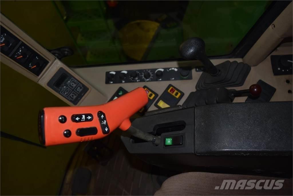 John Deere 2064 Moissonneuse batteuse