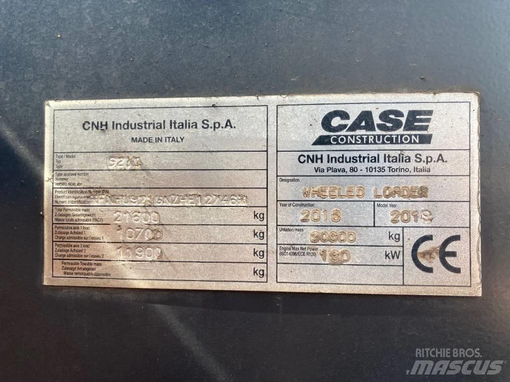 CASE 921G Chargeuse sur pneus
