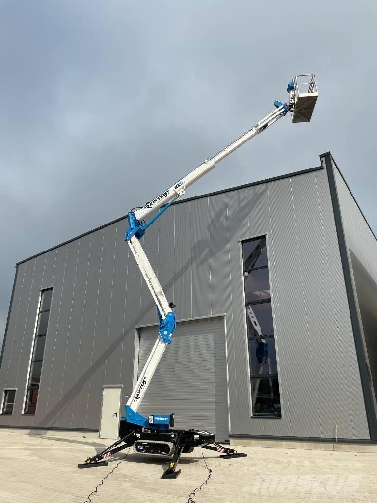 Socage Raptor 18S Nacelles articulées