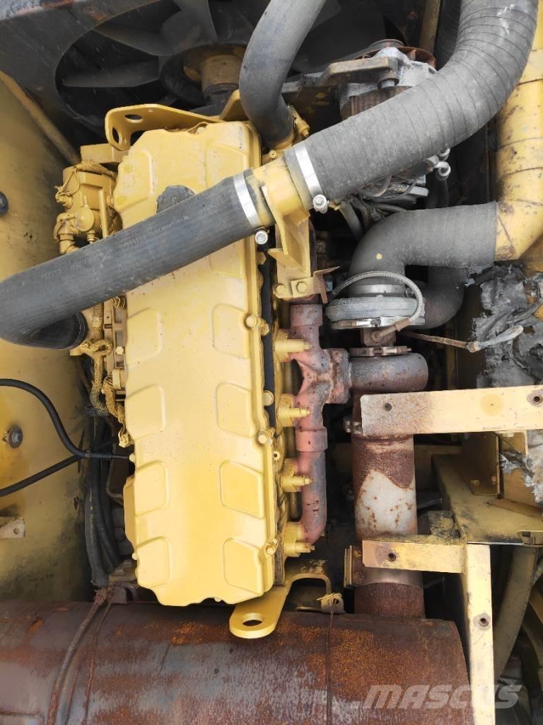 CAT 330C Pelle sur chenilles