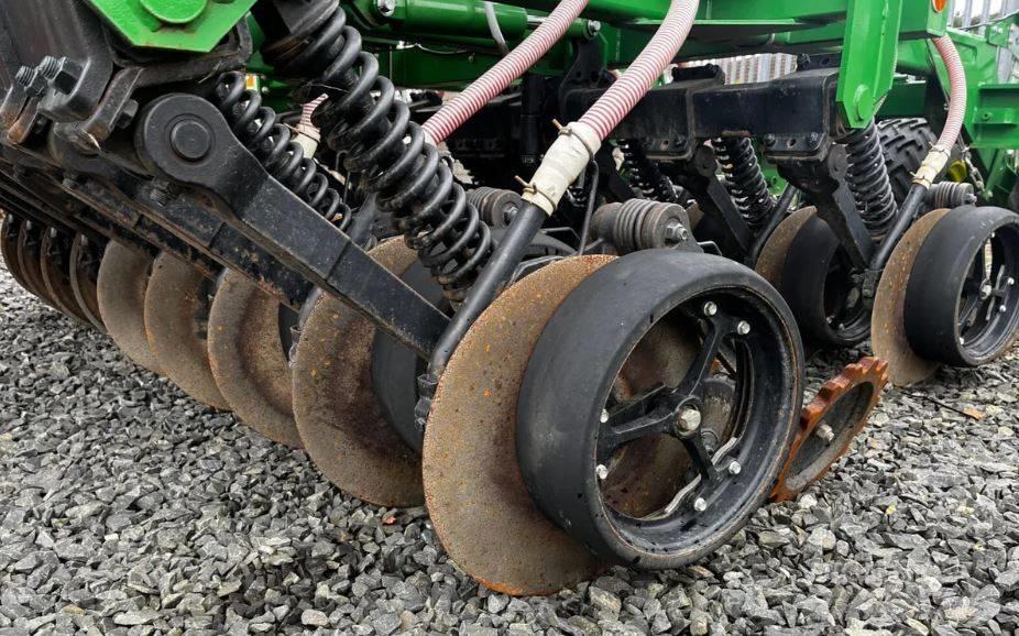 John Deere 750 A Semoir