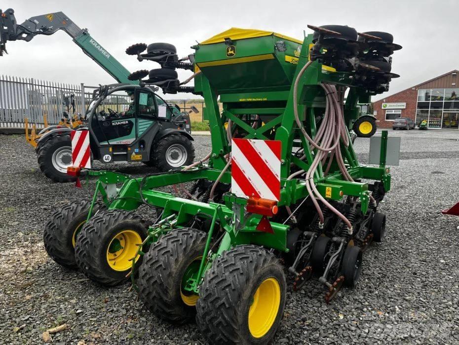 John Deere 750 A Semoir