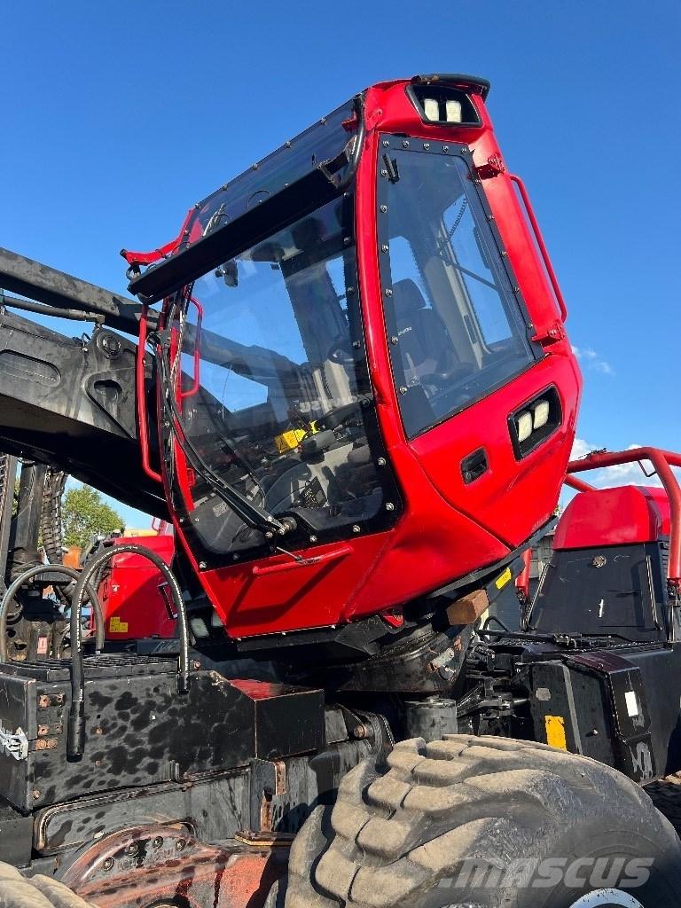 Komatsu 931 XC Abatteuse