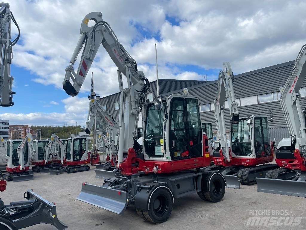 Takeuchi TB 370W Pelle sur pneus