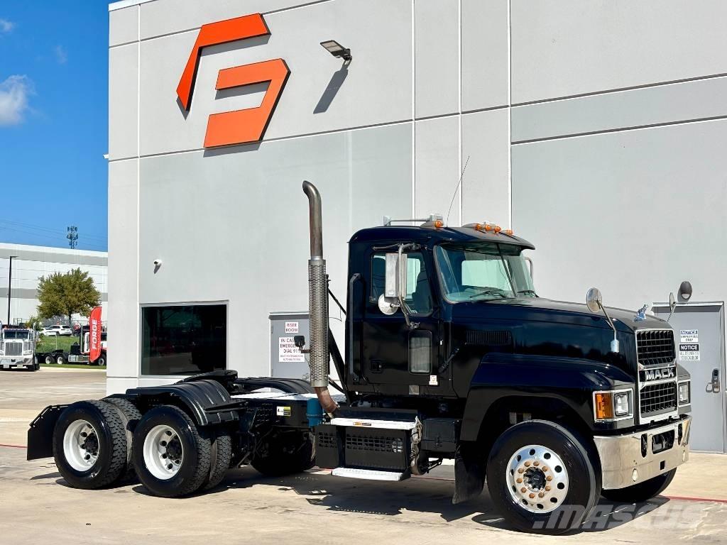 Mack Pinnacle Tracteur routier
