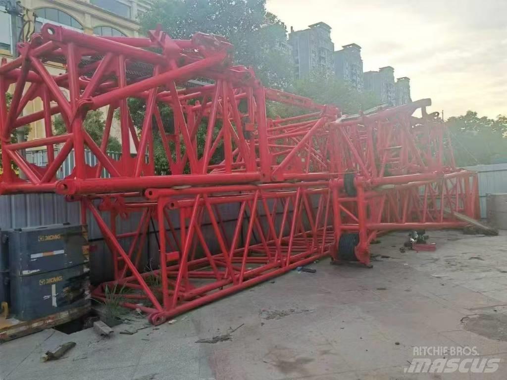 Sany SAC4500T Grues tout terrain
