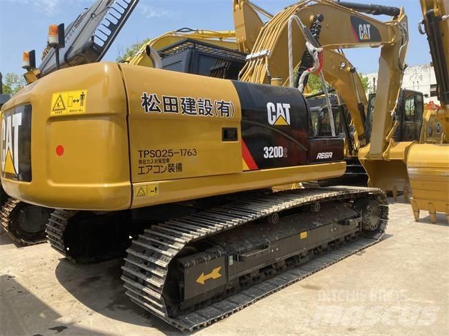 CAT 320 D2 Pelle sur chenilles
