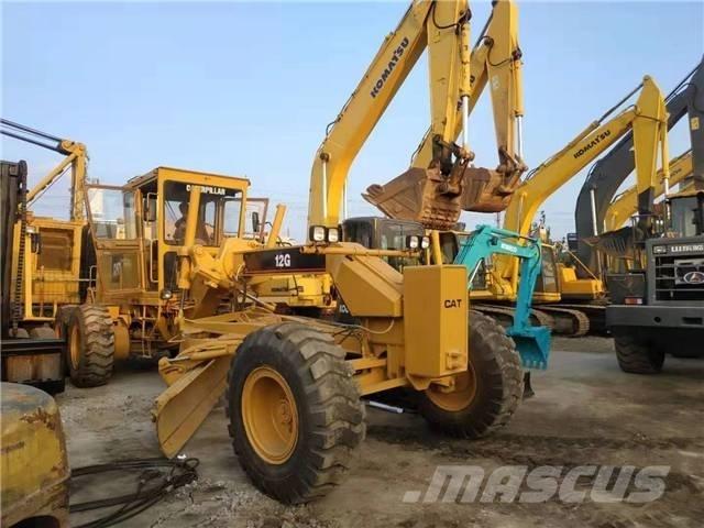 CAT 12G Niveleuse