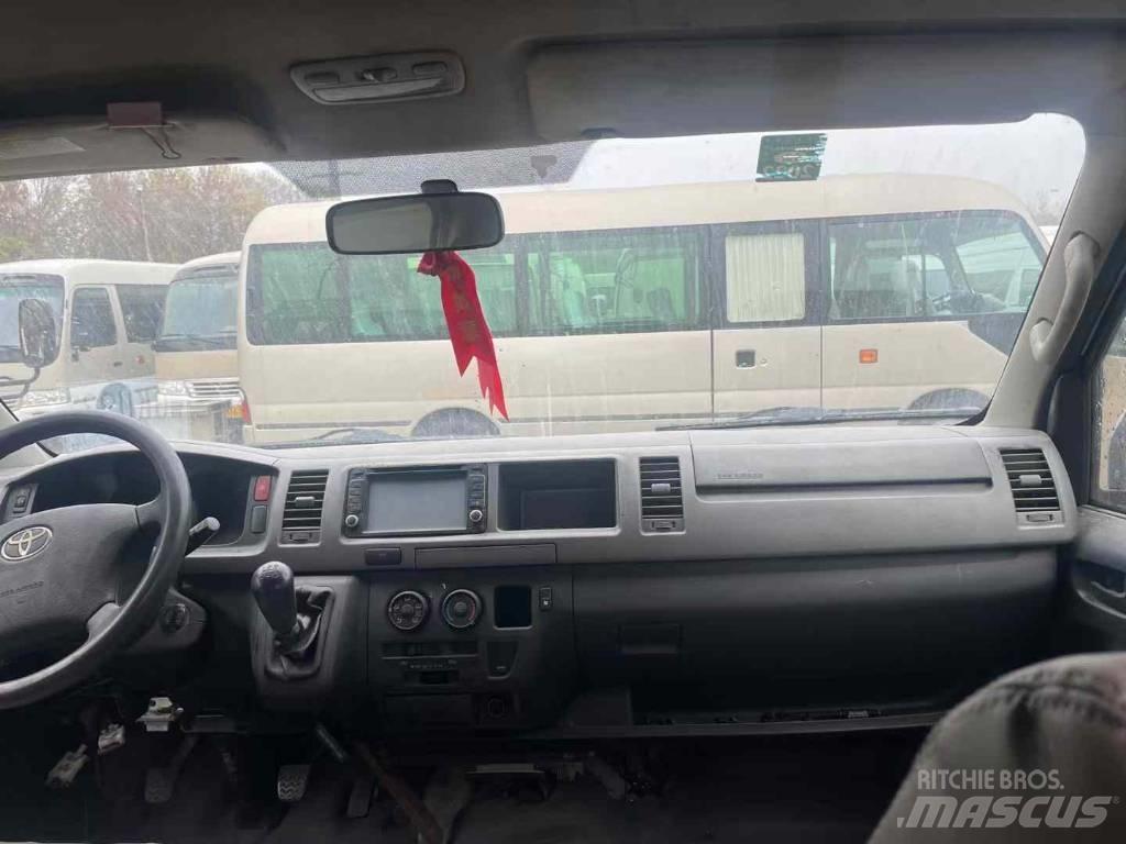 Toyota Hiace Autobus interurbain