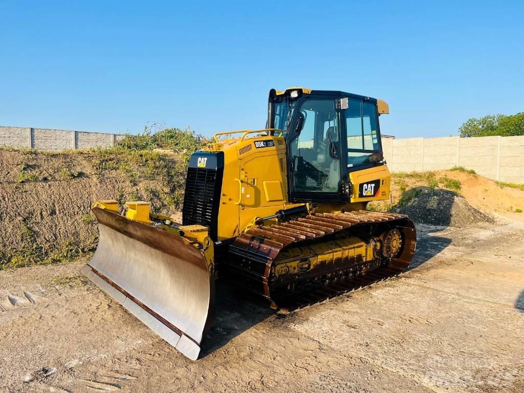 CAT D 5 K 2 LGP Bouteurs sur chenilles