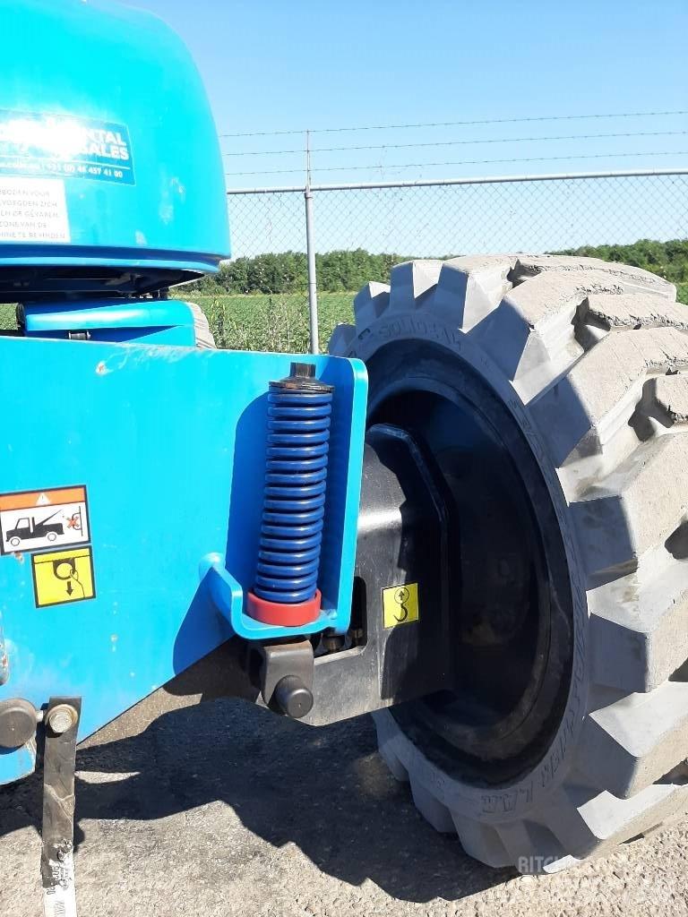 Niftylift HR21E 2x4 Nacelles articulées