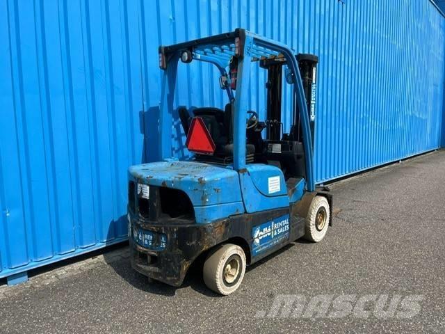 Yale GDP25 | 2015 Chariots diesel