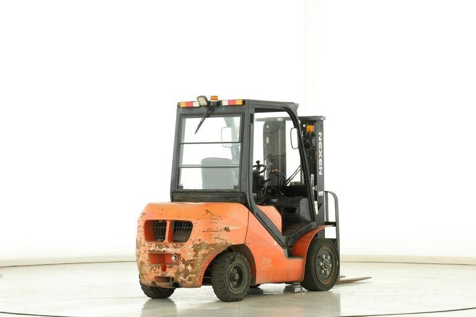 Nexen FDE-30 Chariots diesel