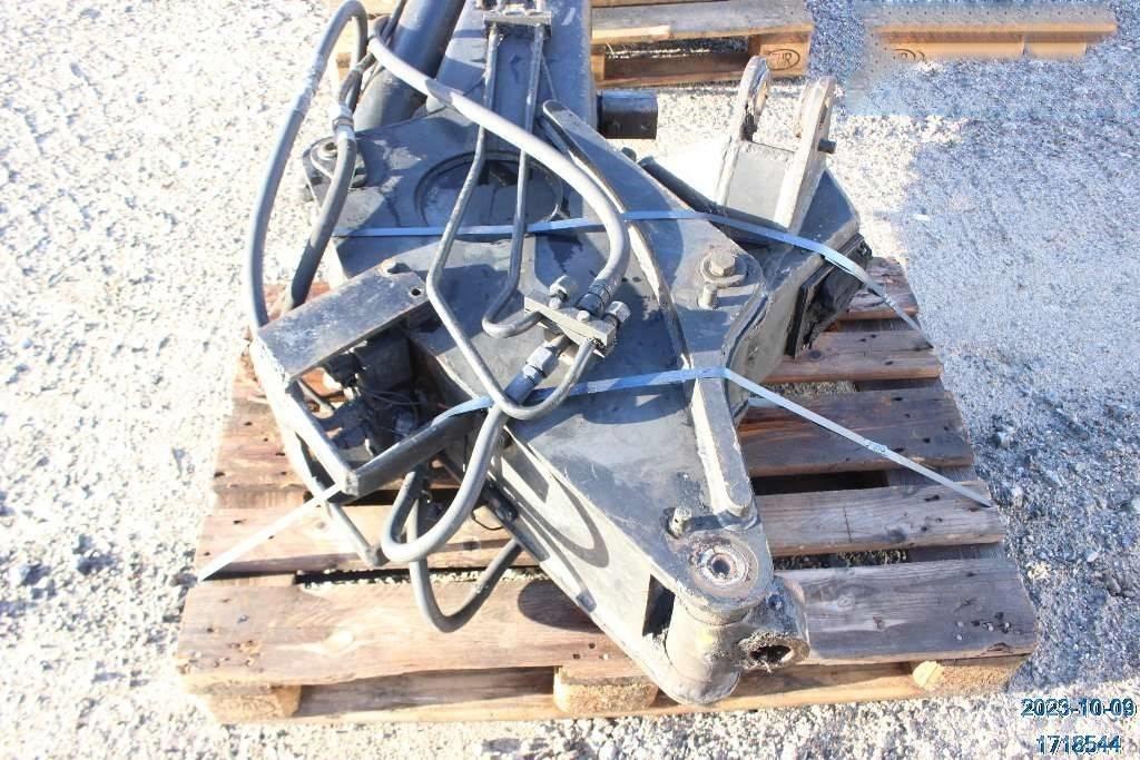 Huddig 960 Châssis et suspension