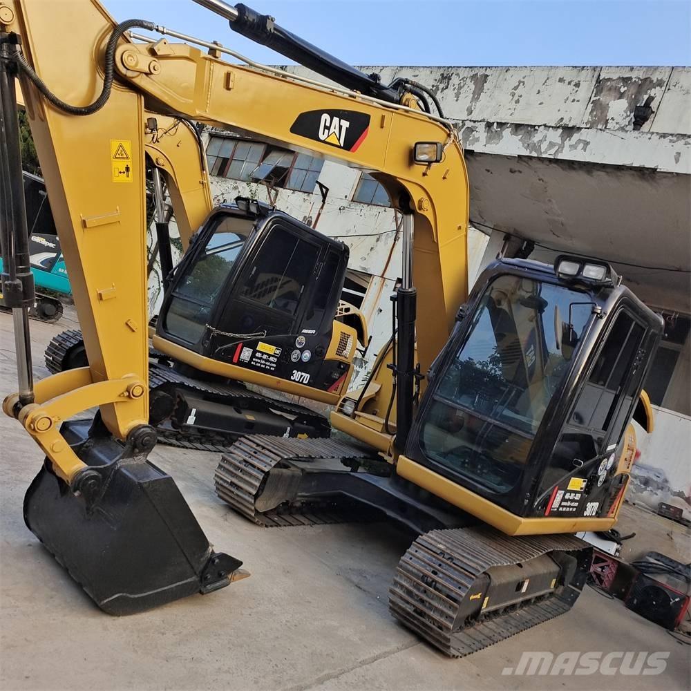 CAT 307 D Mini pelle 7t-12t