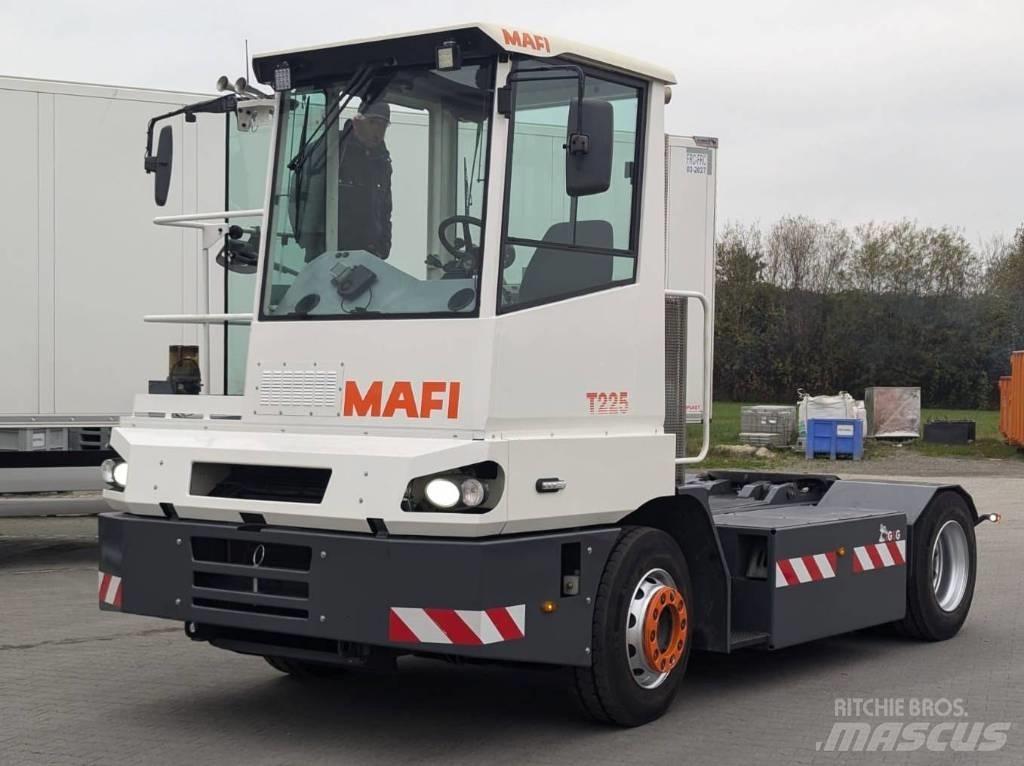 Mafi T 225 D Tracteur de manœuvre