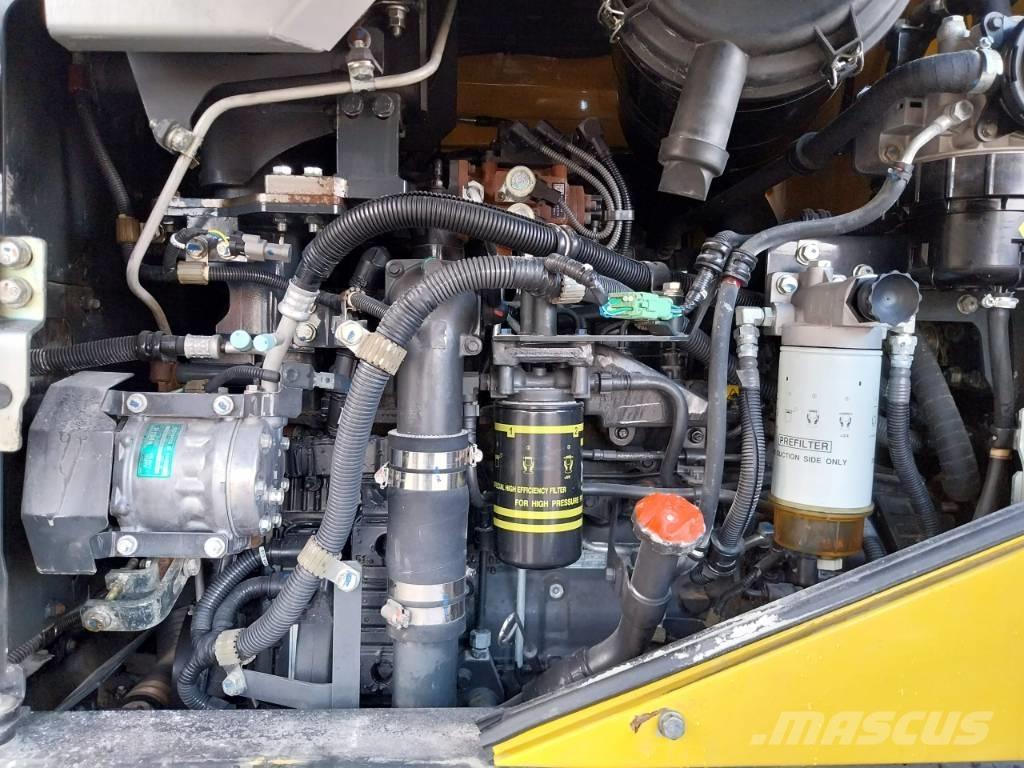 Komatsu WA270-7 Chargeuse sur pneus