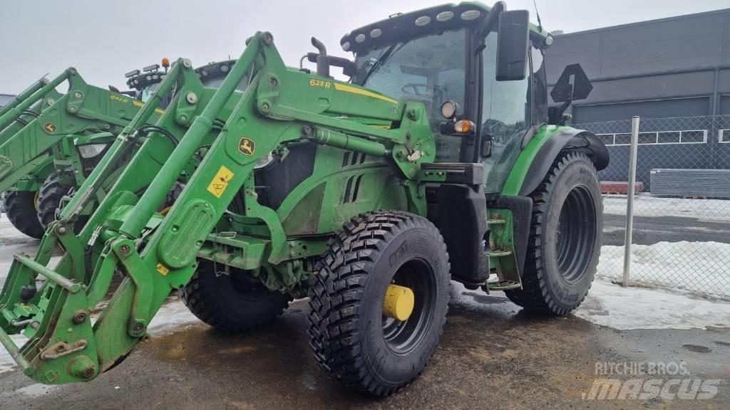 John Deere 6130 R Tracteur