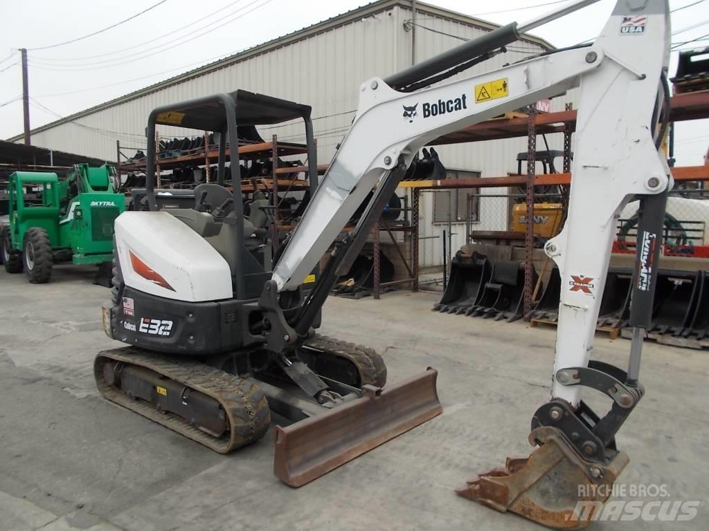 Bobcat E32i Mini pelle < 7t
