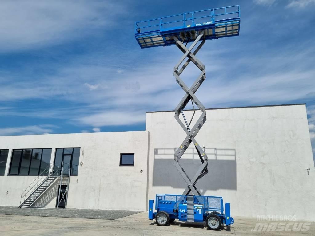 Genie GS 4390        P478 Nacelle ciseaux