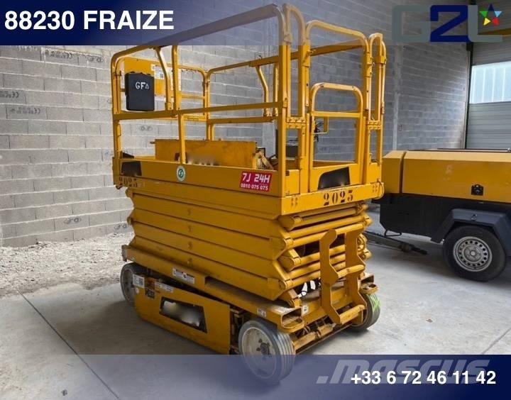 JLG 3246 ** A REPARER** Nacelle ciseaux