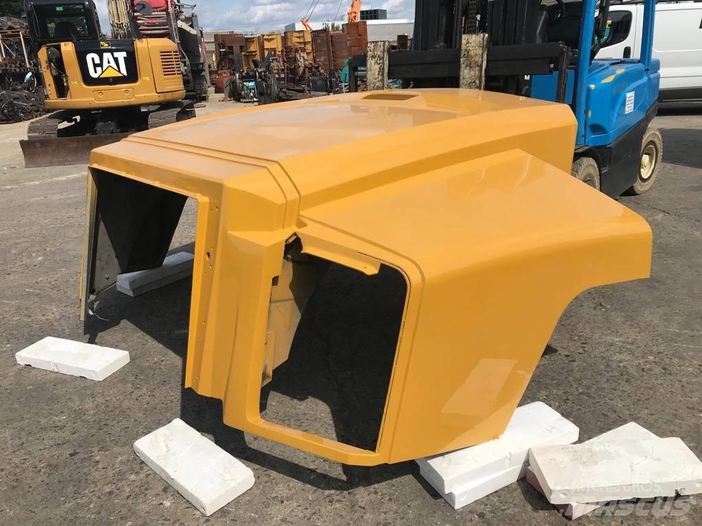 CAT 735 B Hood Châssis et suspension