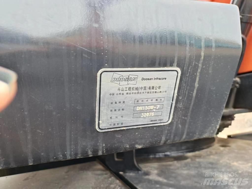 Doosan 150 W Pelle sur pneus