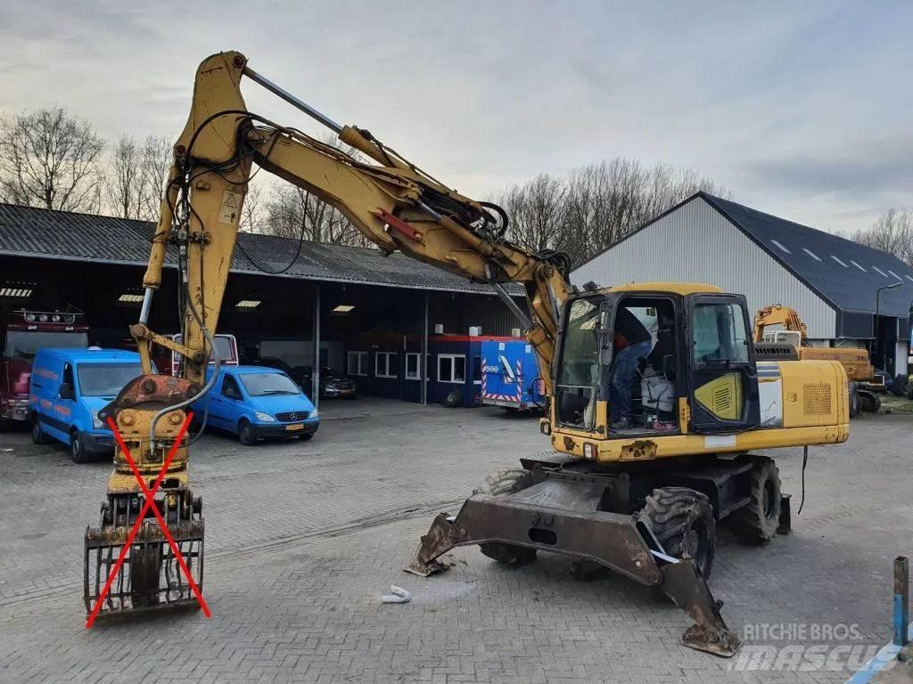 Komatsu PW180-7K Pelle sur pneus
