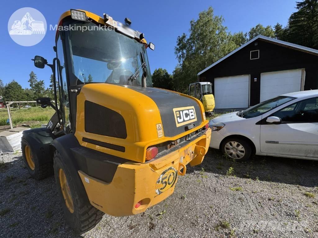 JCB 413 K Chargeuse sur pneus