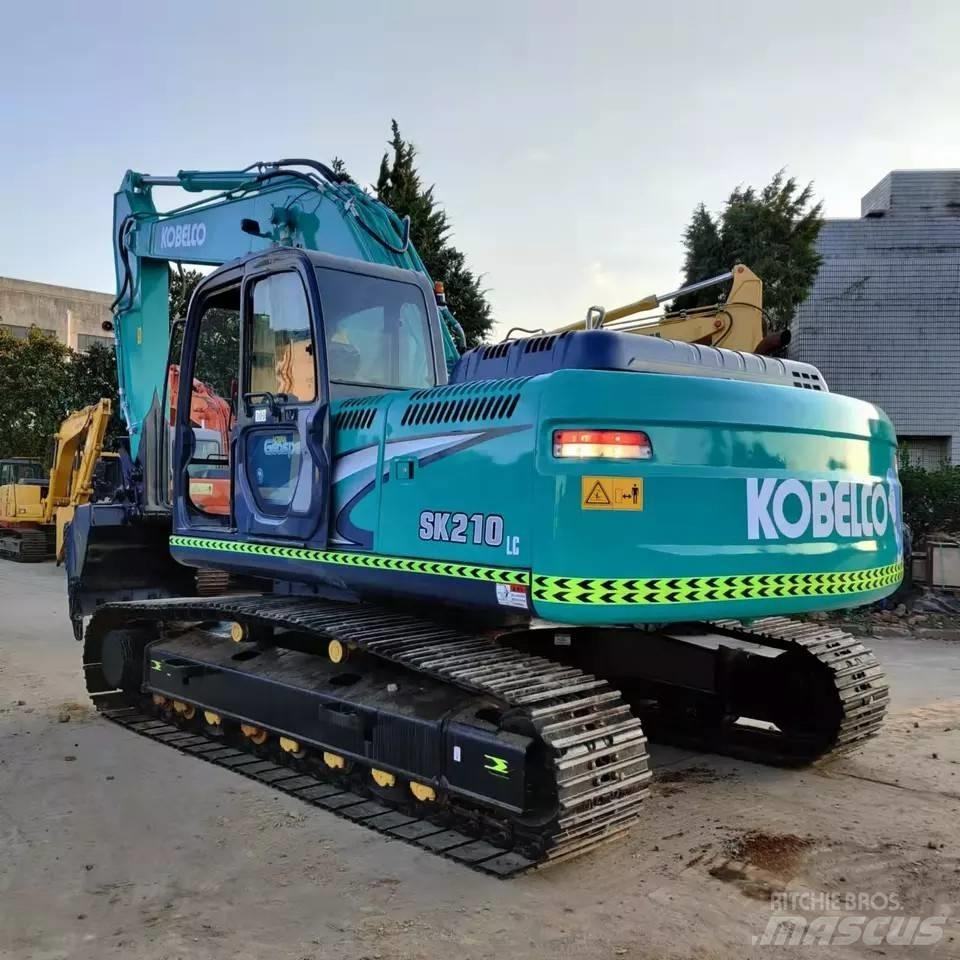 Kobelco SK 210 Pelle sur chenilles