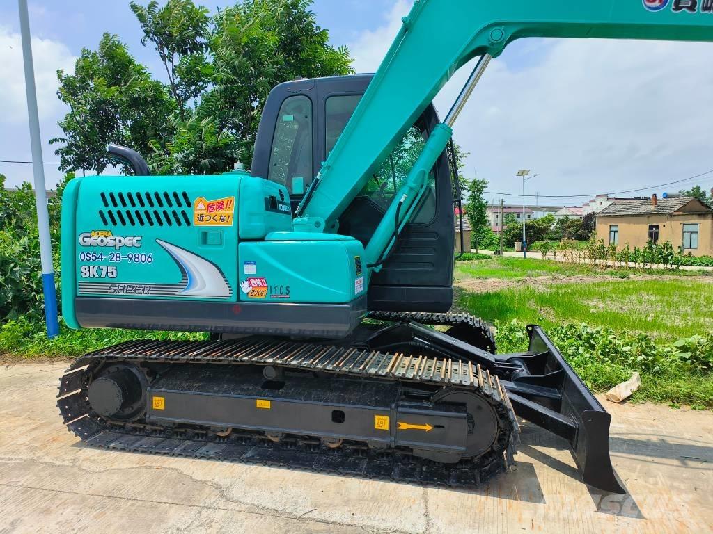 Kobelco SK 75 Pelle sur chenilles