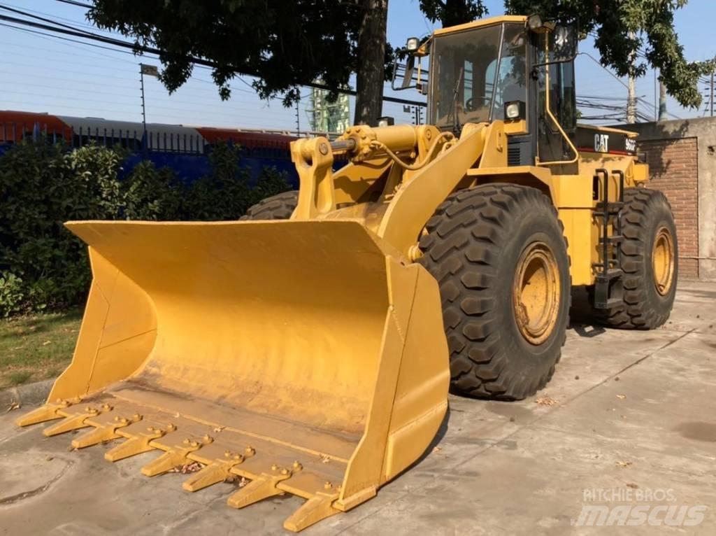 CAT 966 F II Chargeuse sur pneus