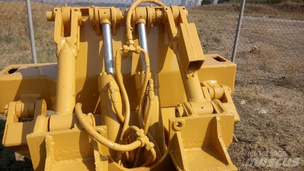 CAT D 6 Châssis et suspension