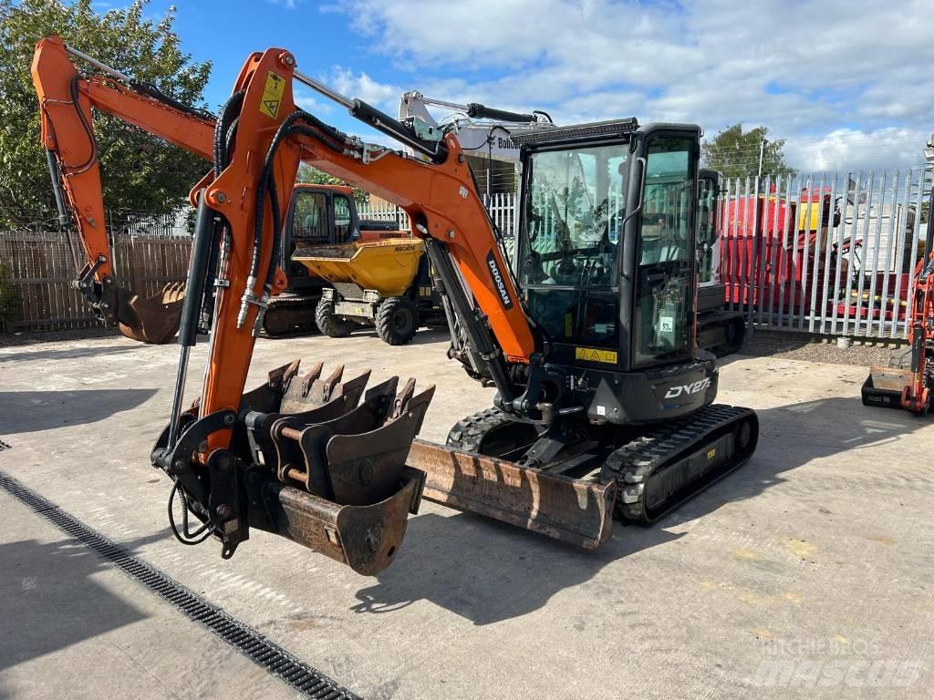 Doosan DX 27 Z Mini pelle < 7t